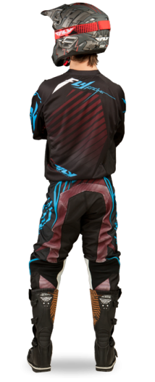 Kinetic RS Black/Maroon
